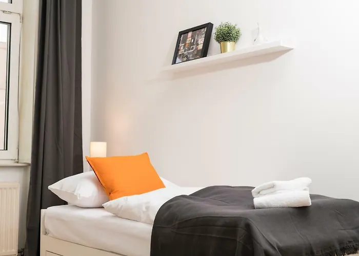 Spittelau Spacious Bright Contactless Selfcheckin Metro Train Station Daire Viyana