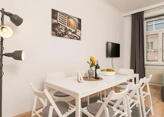 Spittelau Spacious Bright Contactless Selfcheckin Metro Train Station Daire Viyana